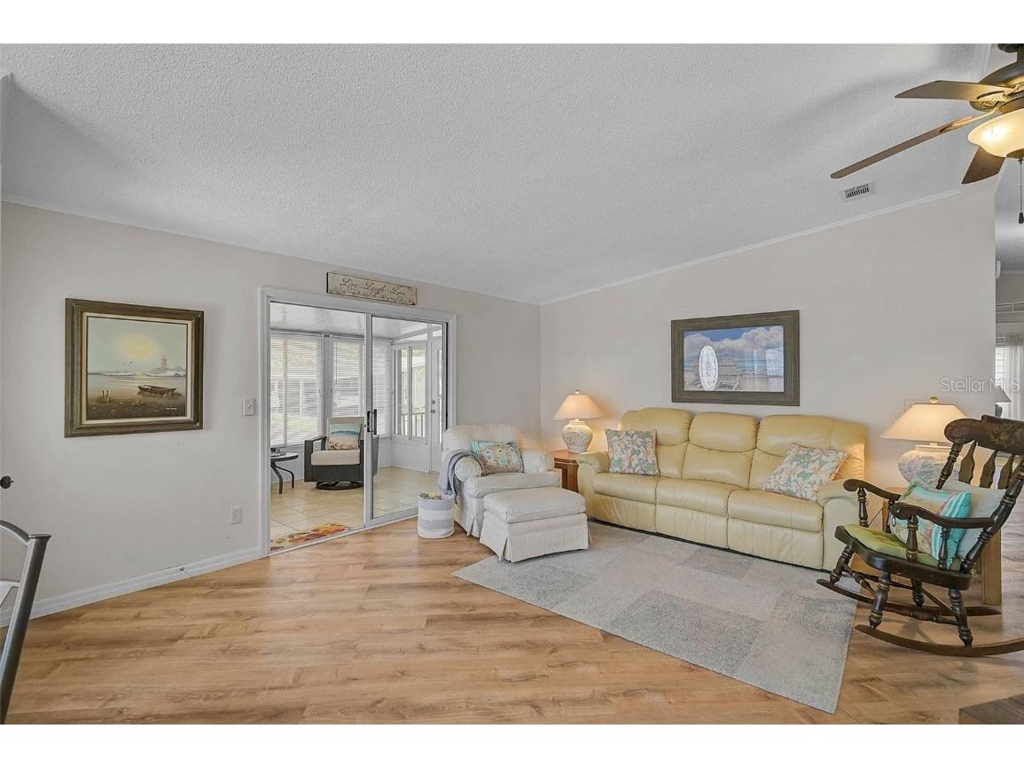 5707 45th Street E #143 Bradenton FL 34203 A4656398 image16