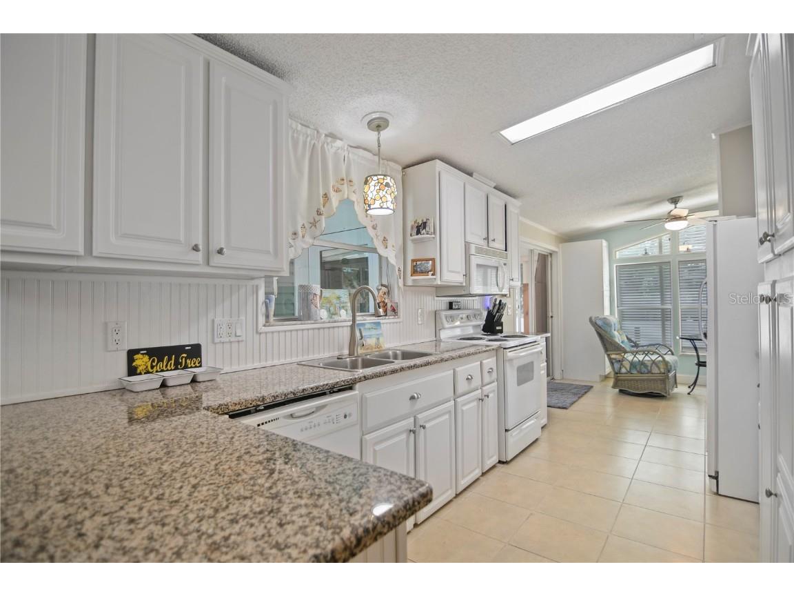 5707 45th Street E #223 Bradenton FL 34203 A4651218 image16