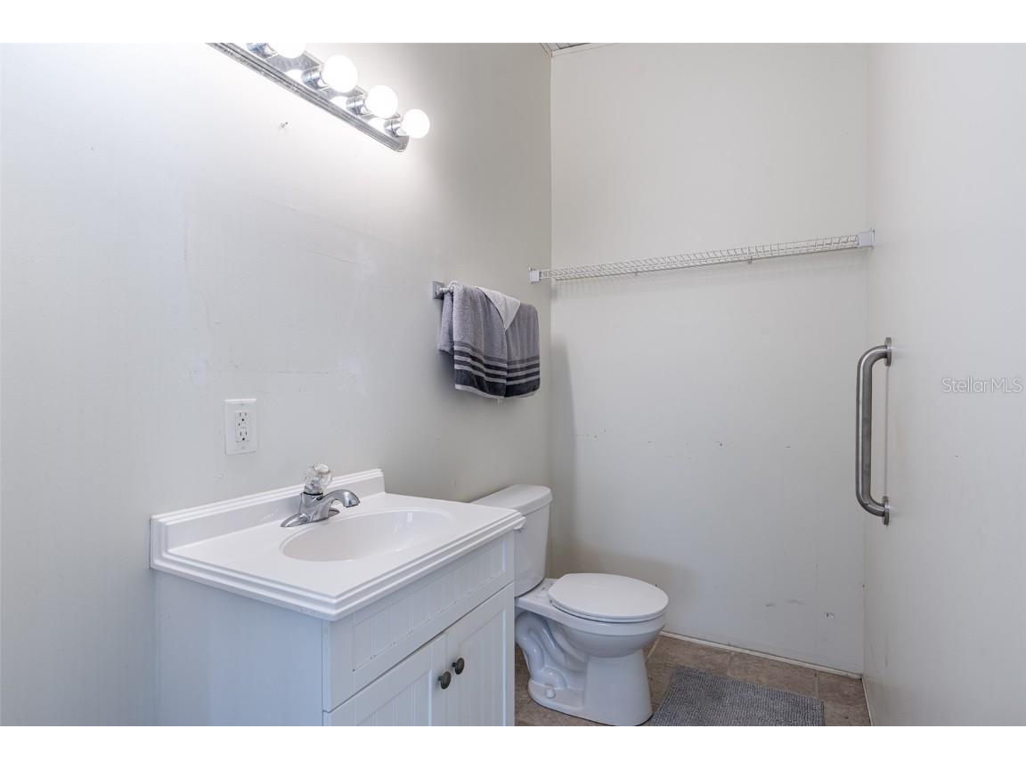 5707 45th Street E #84 Bradenton FL 34203 A4665039 image28