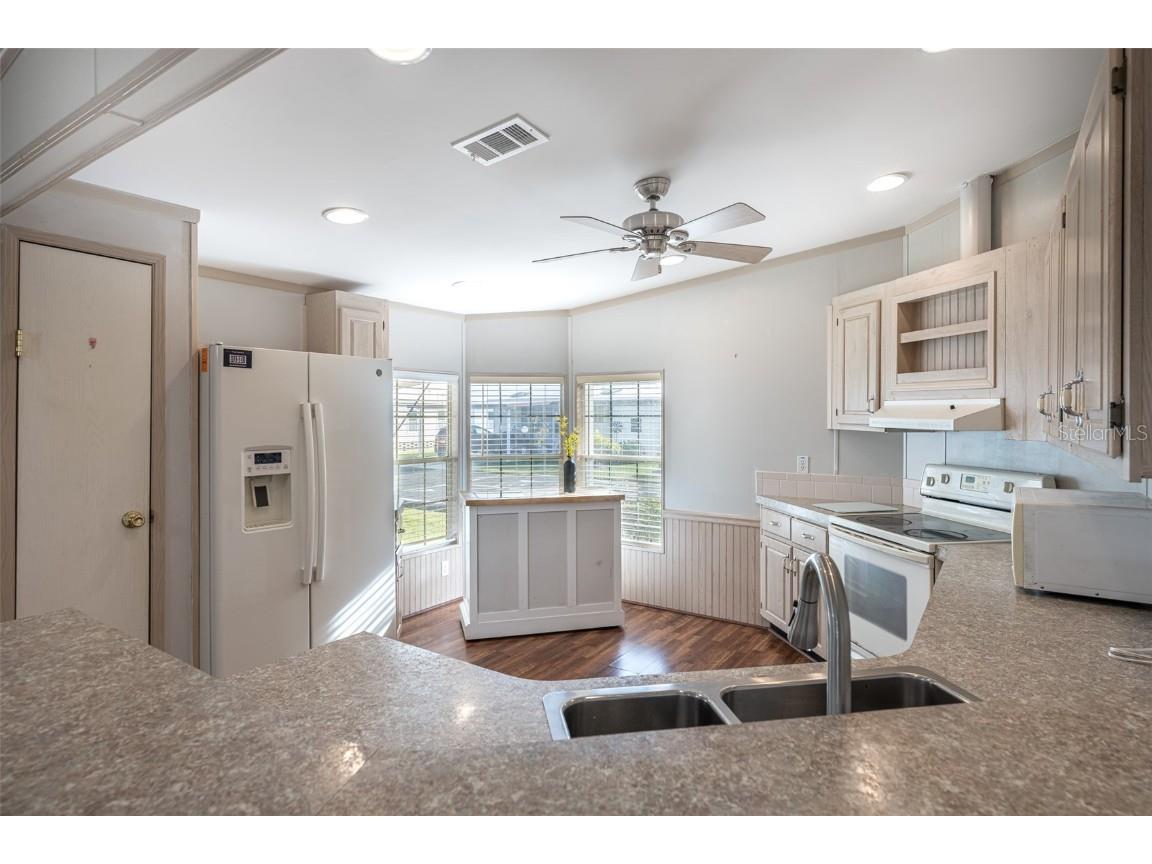 5707 45th Street E #84 Bradenton FL 34203 A4665039 image7