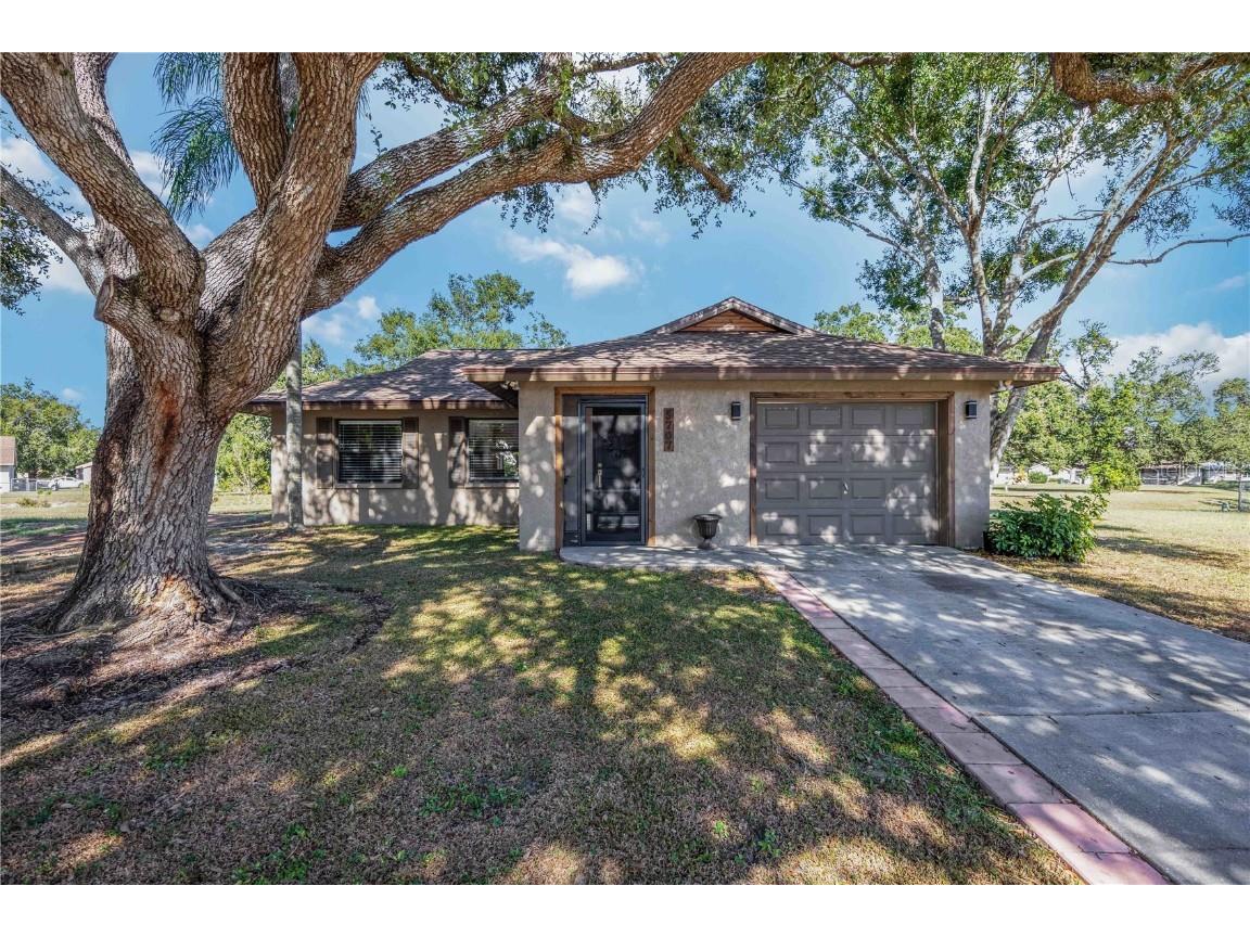 5707 Deer Hollow Lane W Sarasota FL 34232 A4669834 image1