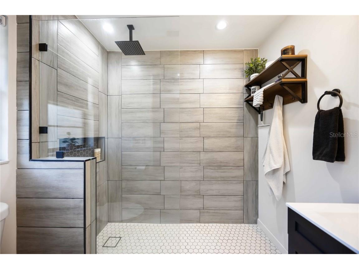 5707 Deer Hollow Lane W Sarasota FL 34232 A4669834 image17