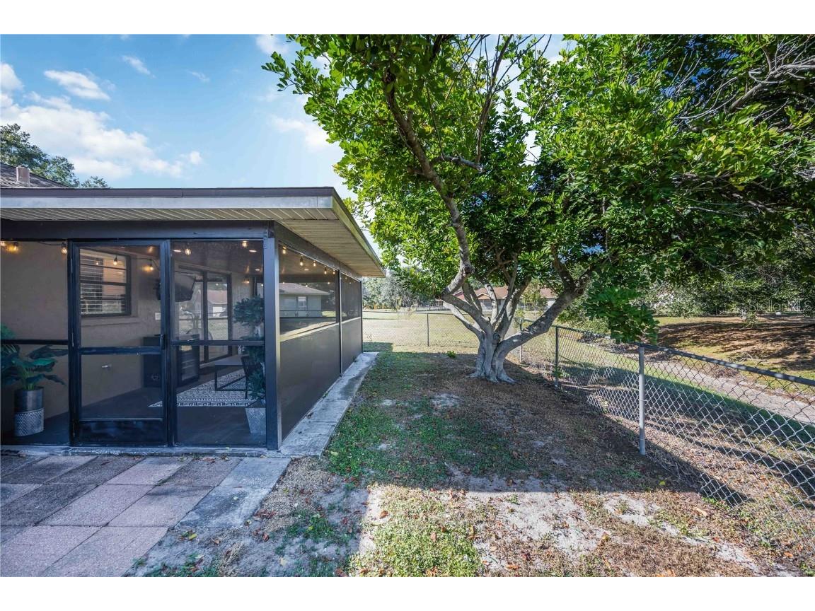 5707 Deer Hollow Lane W Sarasota FL 34232 A4669834 image30