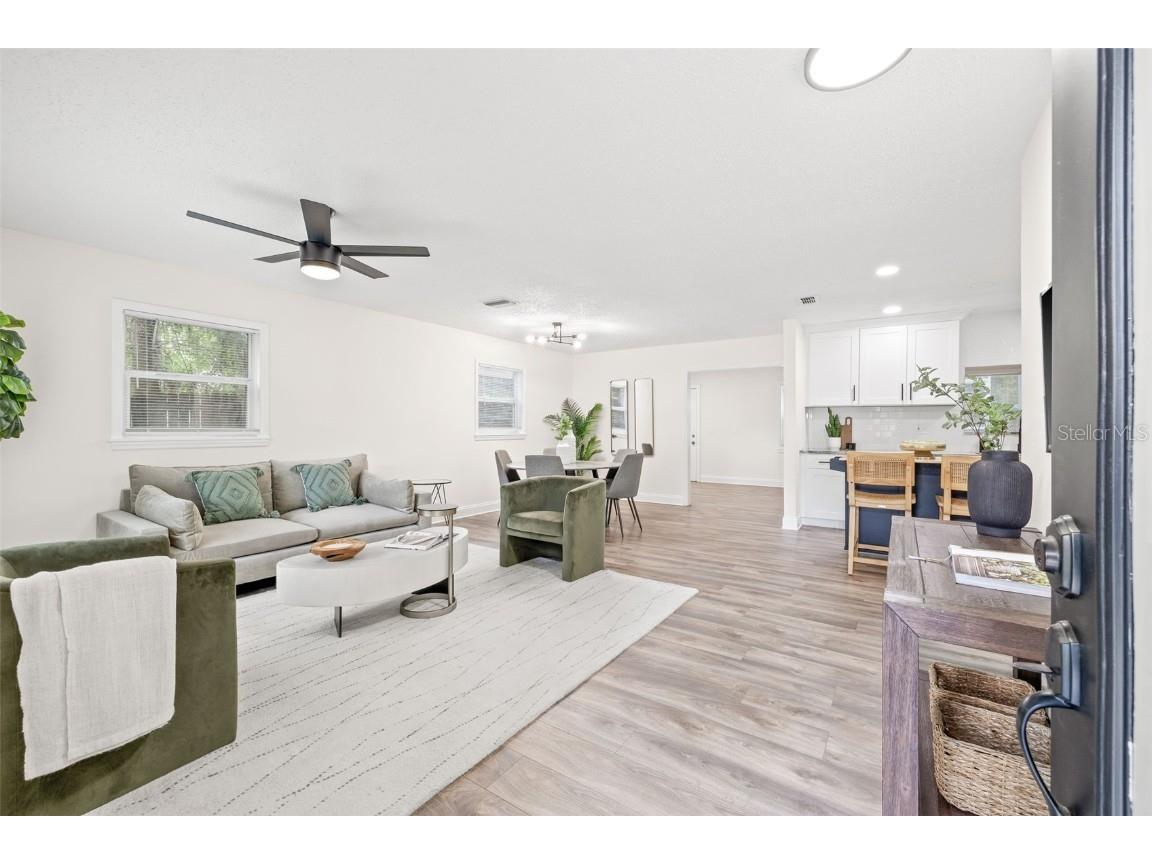 5707 N 15th Street Tampa FL 33610 TB8449458 image2