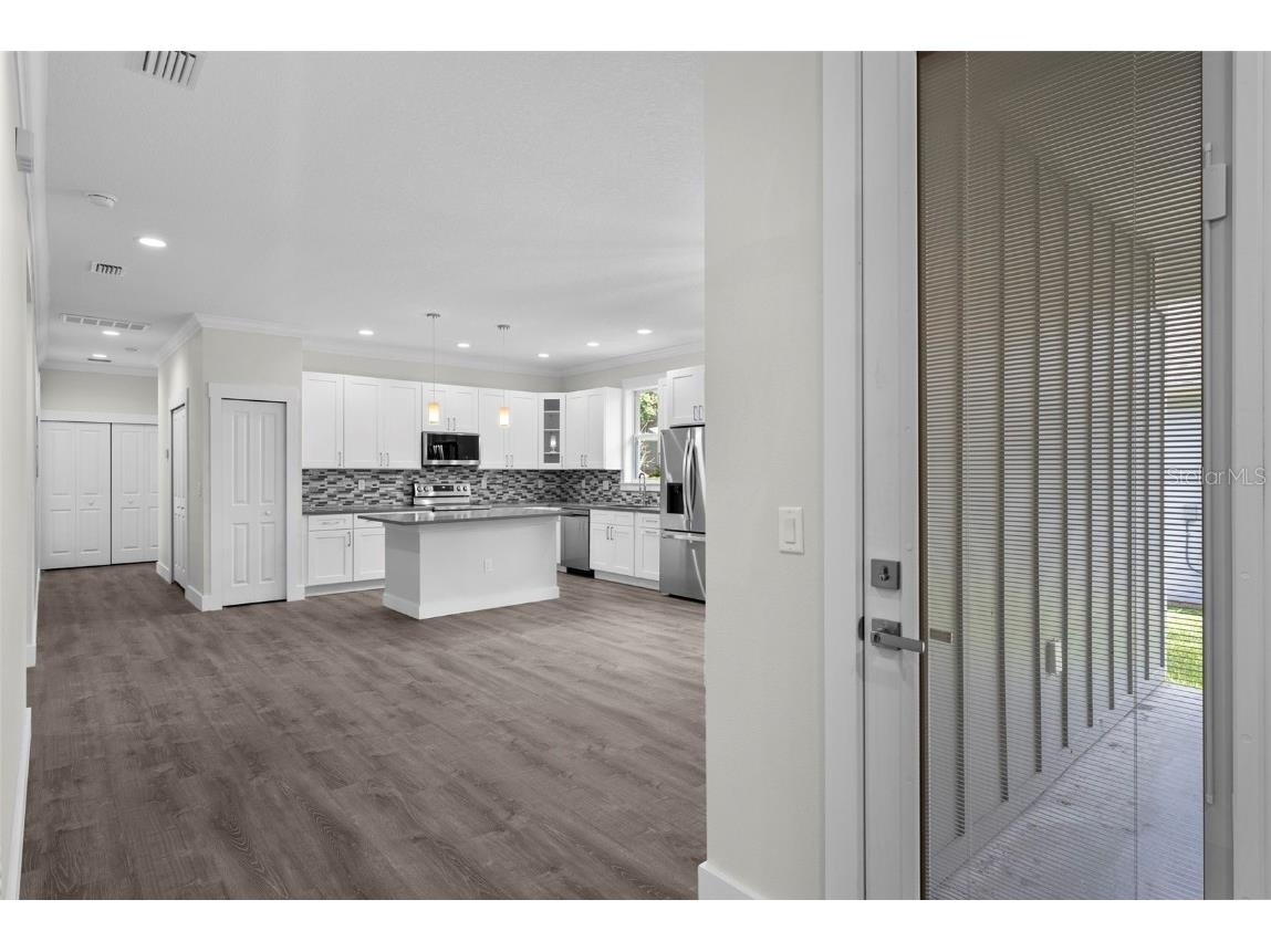 5707 N 20th Street Tampa FL 33610 TB8395348 image10