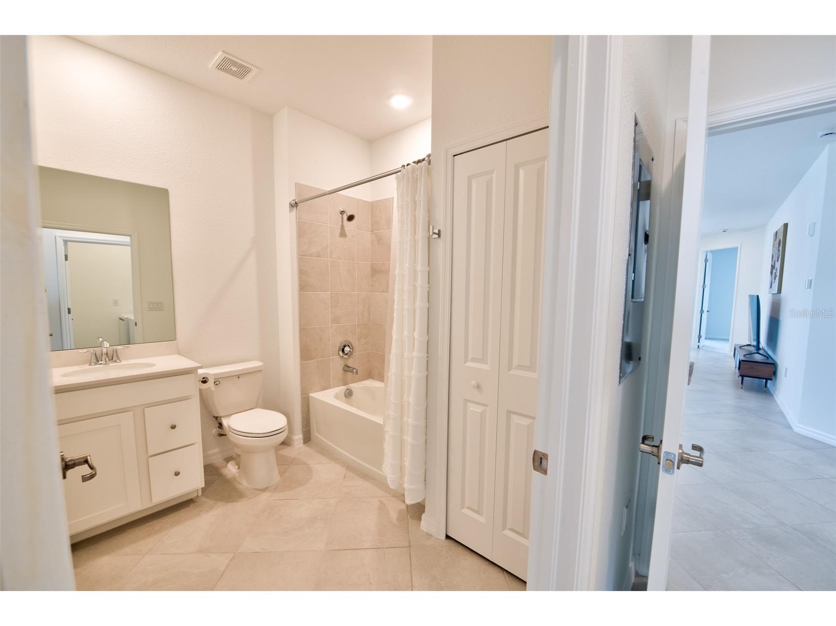 5707 N Honore Avenue #621 Sarasota FL 34243 A4680742 image20