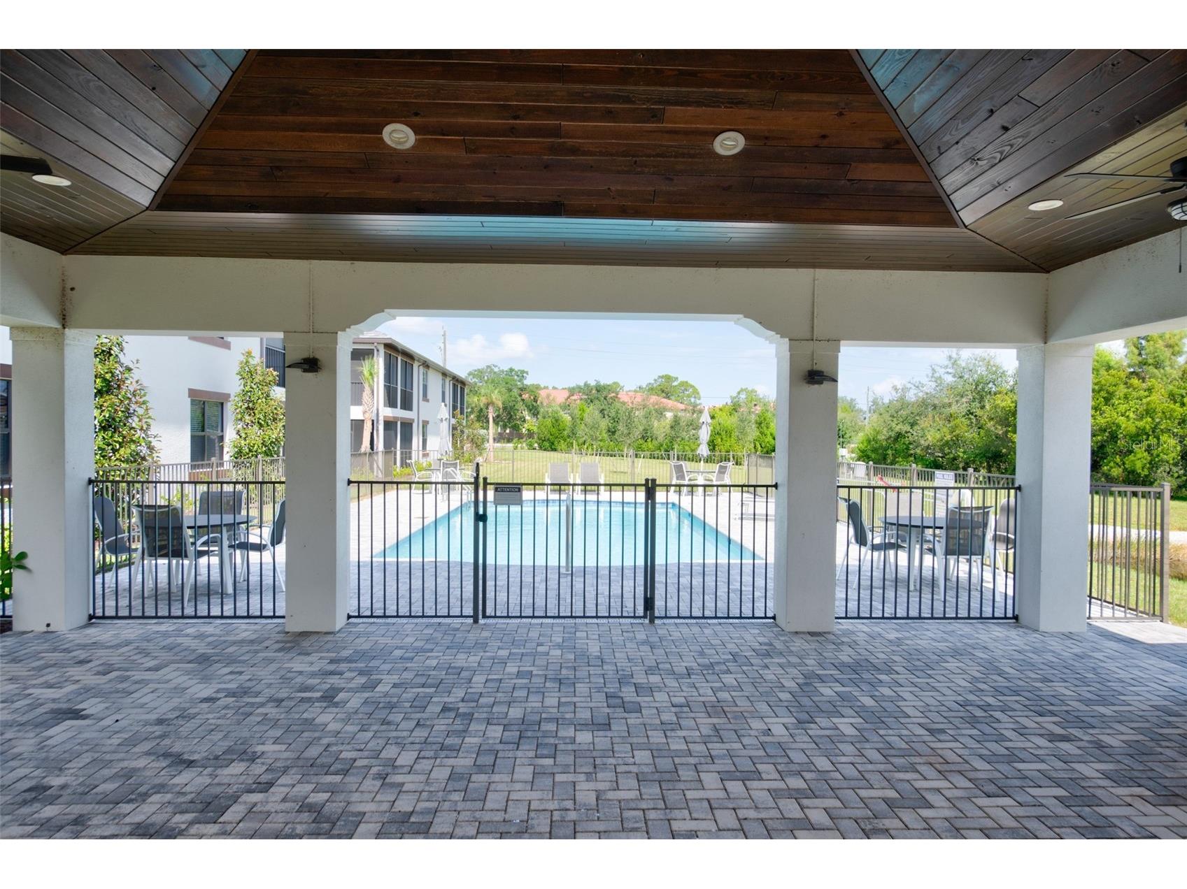 5707 N Honore Avenue #621 Sarasota FL 34243 A4680742 image32