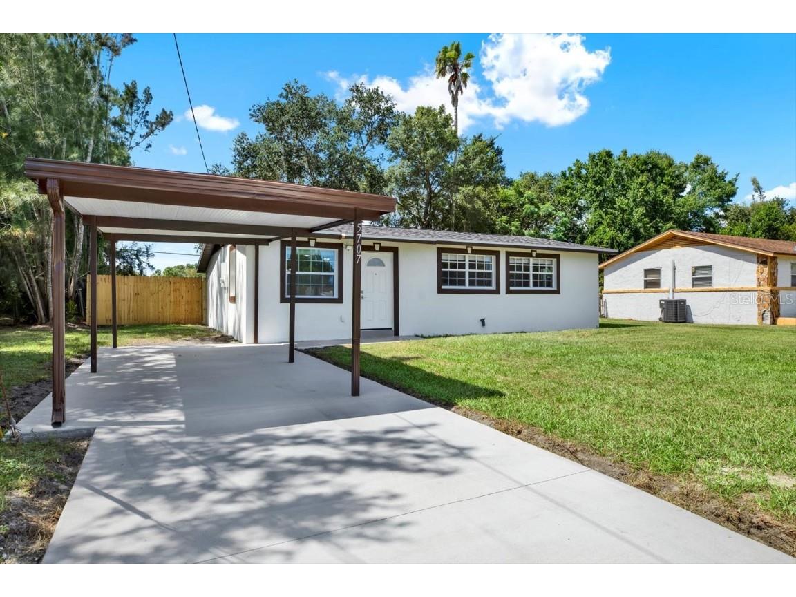5707 S 79th Street Tampa FL 33619 TB8431458 image1
