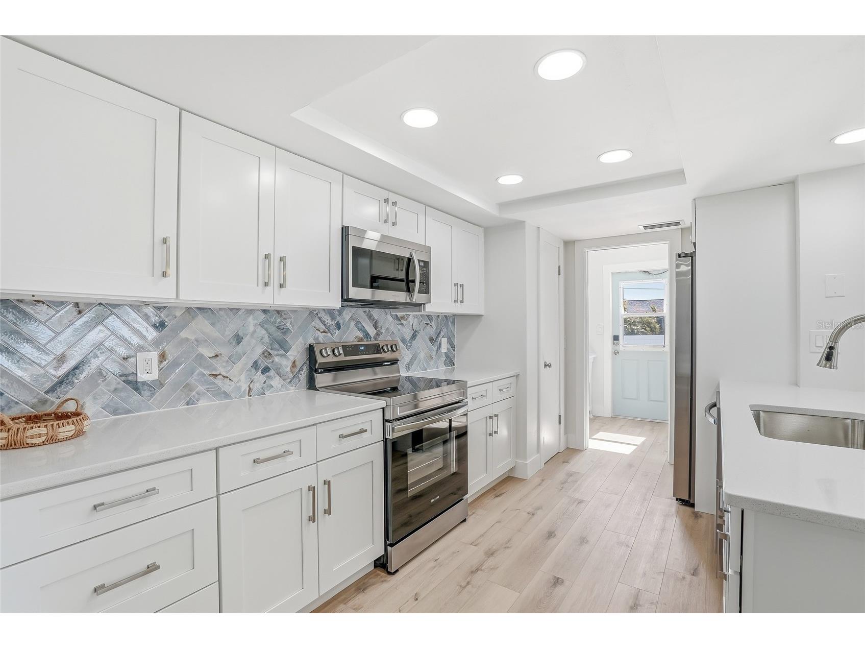 5708 Bayshore Drive Seminole FL 33772 TB8493849 image13