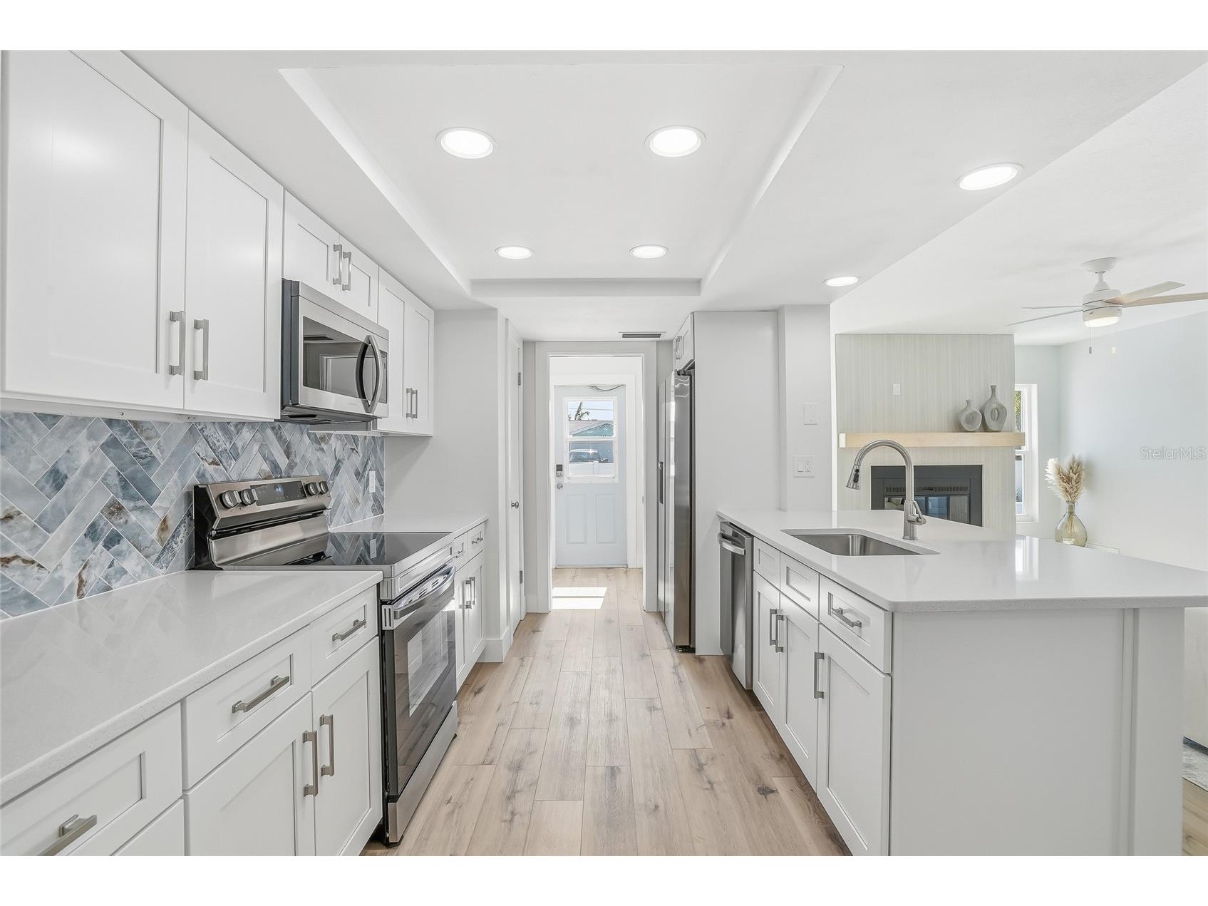 5708 Bayshore Drive Seminole FL 33772 TB8493849 image14