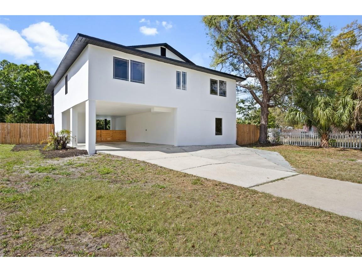 5708 Pierce Drive NE Saint Petersburg FL 33703 T3426162 image1