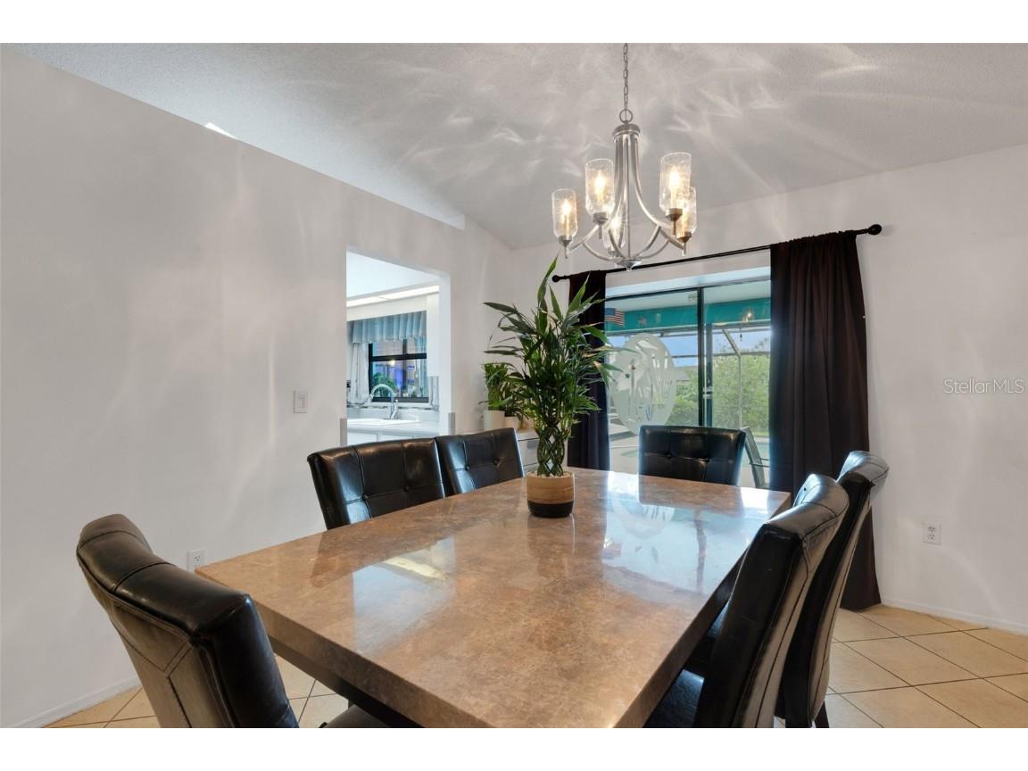 5709 39th Street Circle E Bradenton FL 34203 A4664082 image13