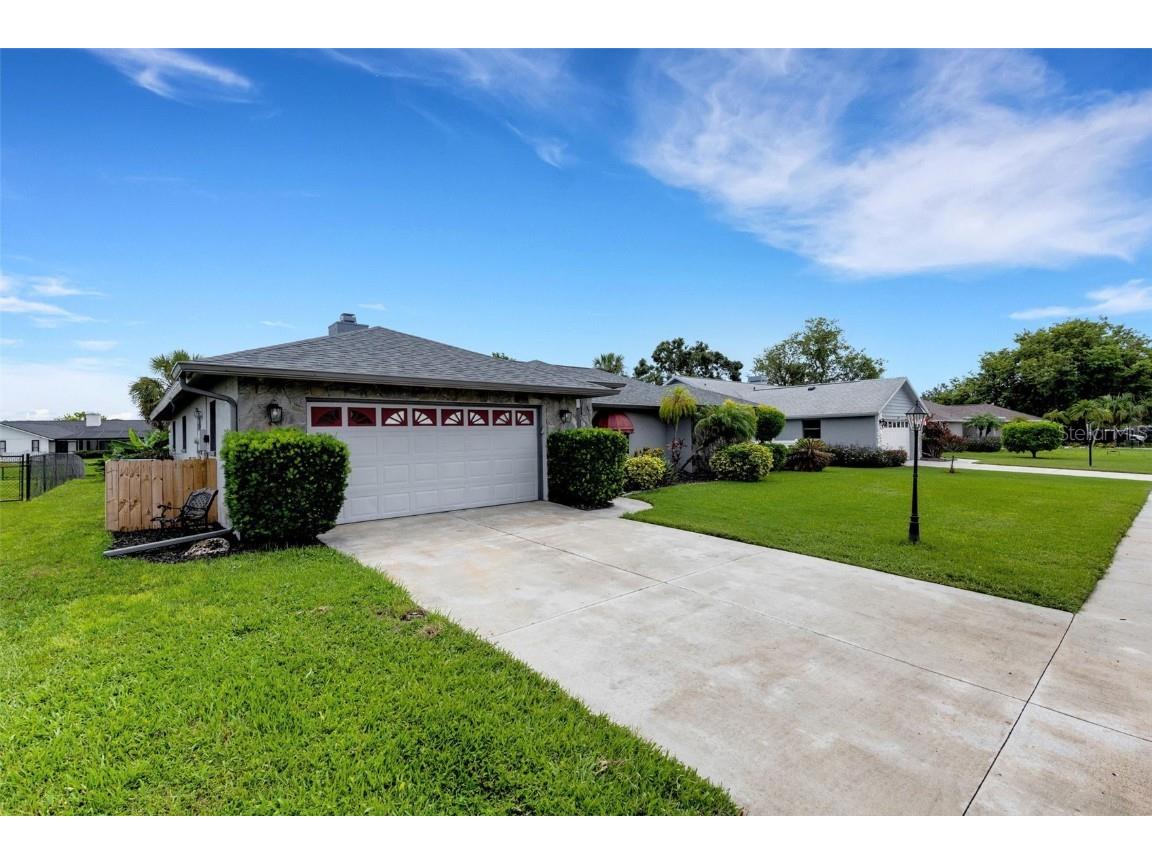 5709 39th Street Circle E Bradenton FL 34203 A4664082 image2