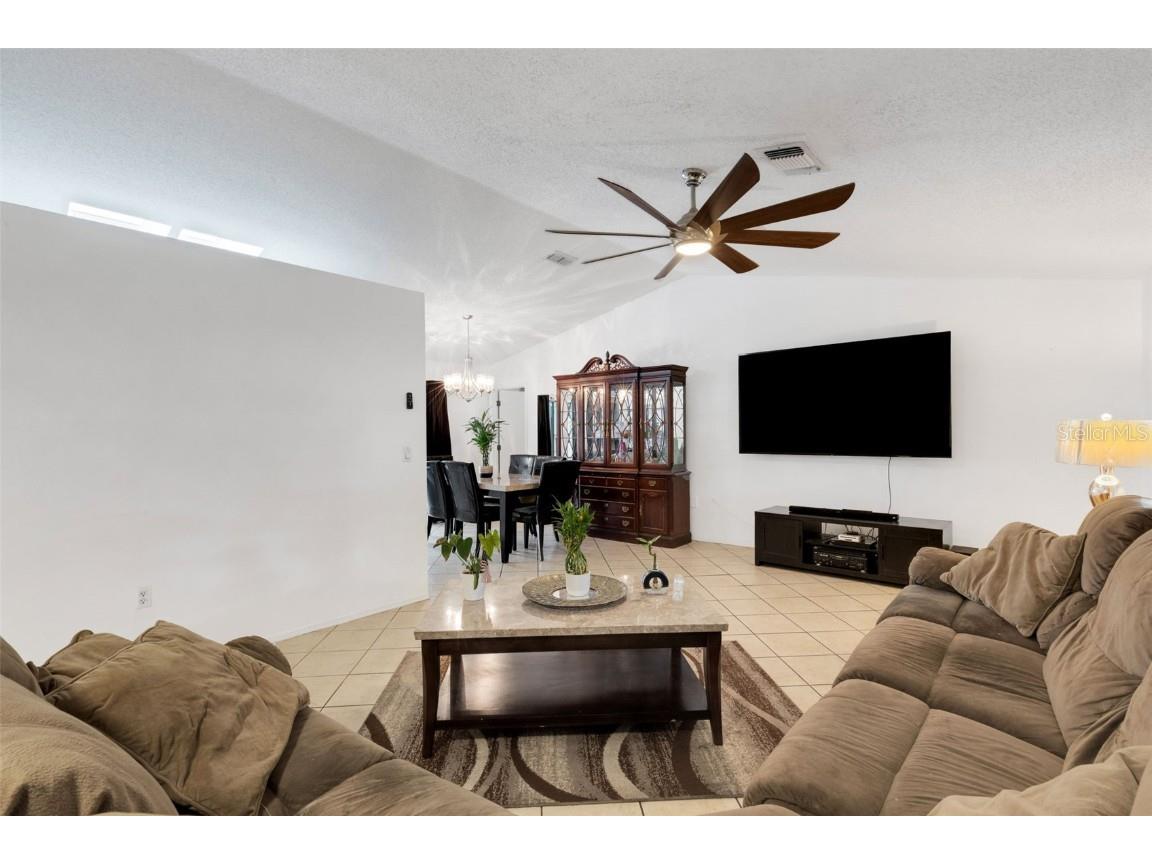 5709 39th Street Circle E Bradenton FL 34203 A4664082 image8