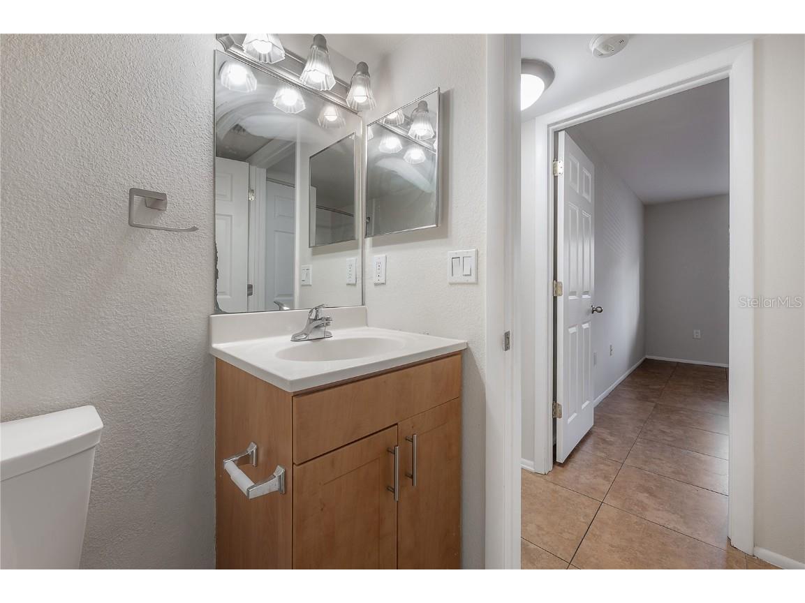 5709 Baywater Drive Tampa FL 33615 TB8460591 image16