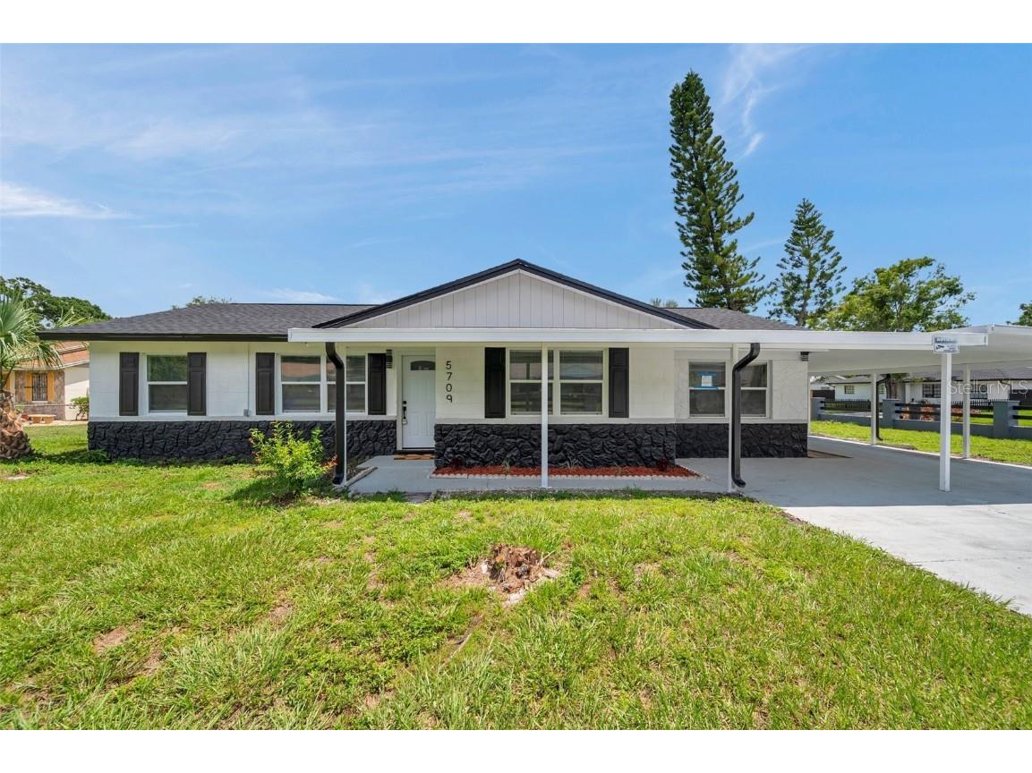 5709 Charles Drive Tampa FL 33619 TB8397095 image1