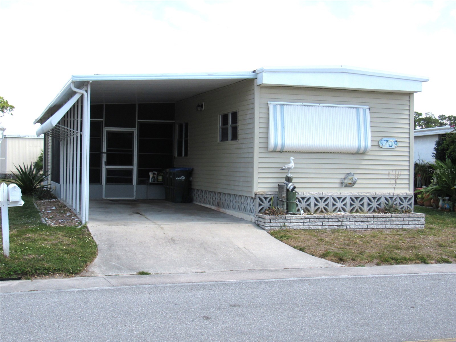 5709 Holiday Park Boulevard North Port FL 34287 C7525550 image3