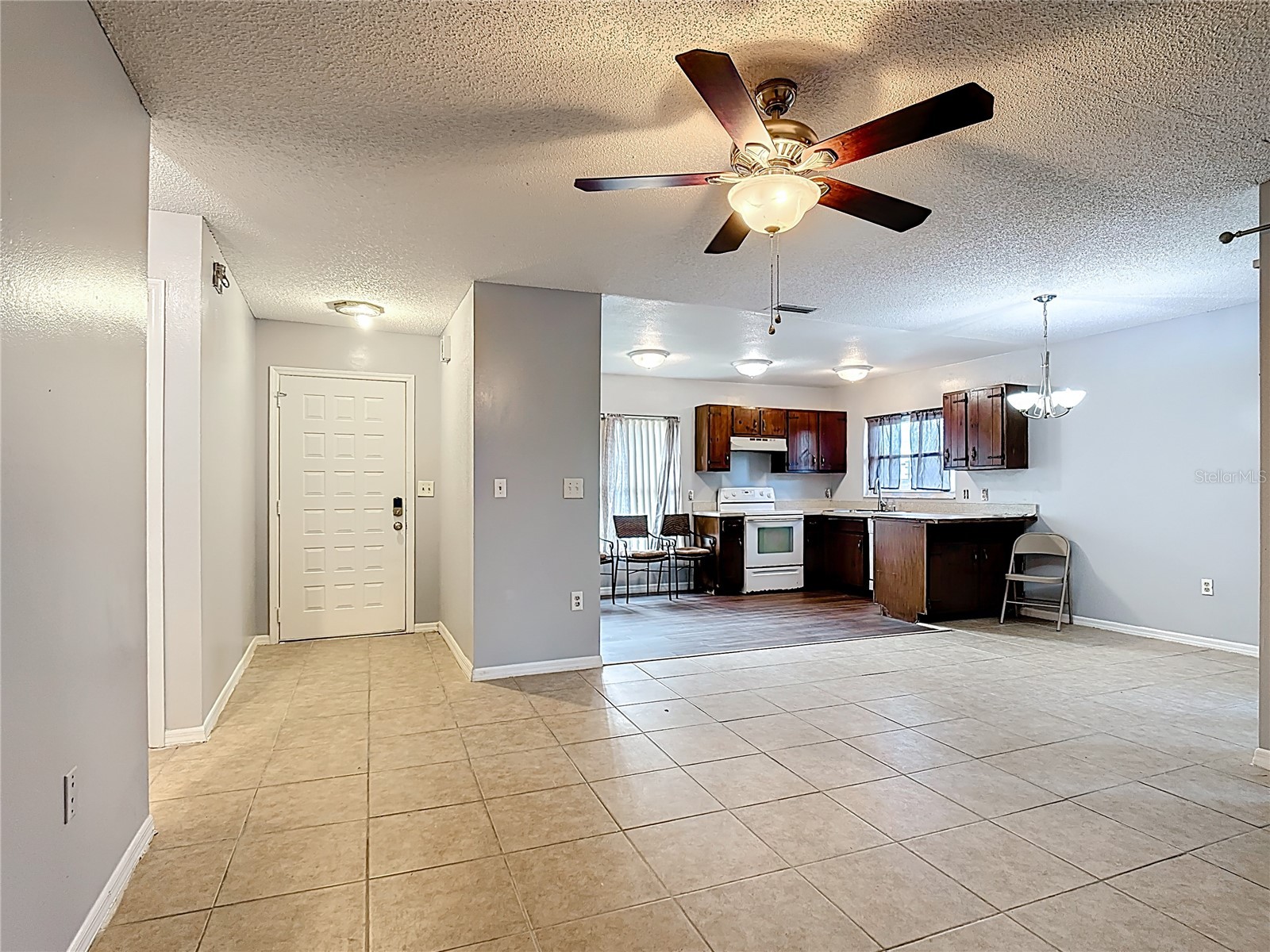 571 Hunter Circle Kissimmee FL 34758 O6388517 image6