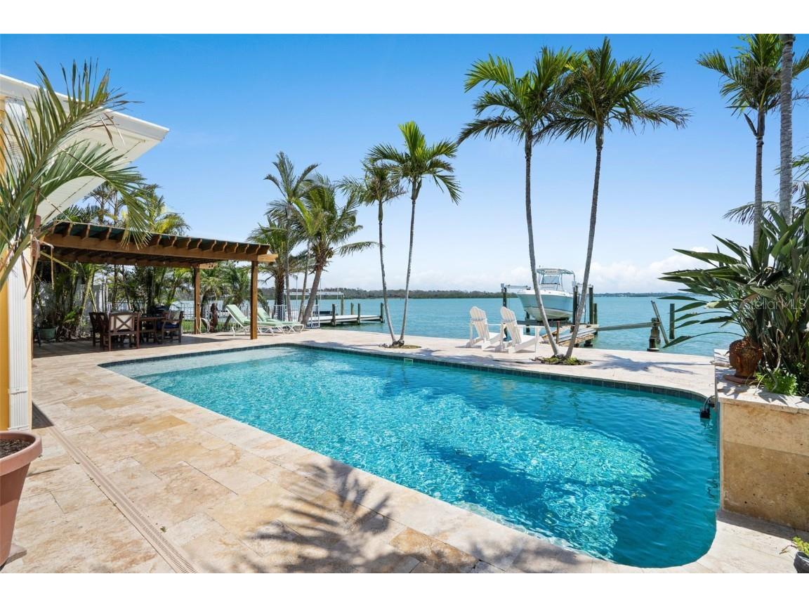 571 Johns Pass Avenue Madeira Beach FL 33708 - BOCA CIEGA BAY TB8369474 image1