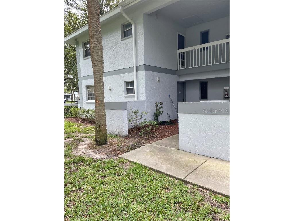 571 Midway Track #J202 Ocala FL 34472 G5069256 image1