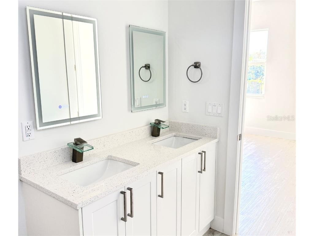 571 Mimosa Avenue NW Port Charlotte FL 33952 A4672465 image11