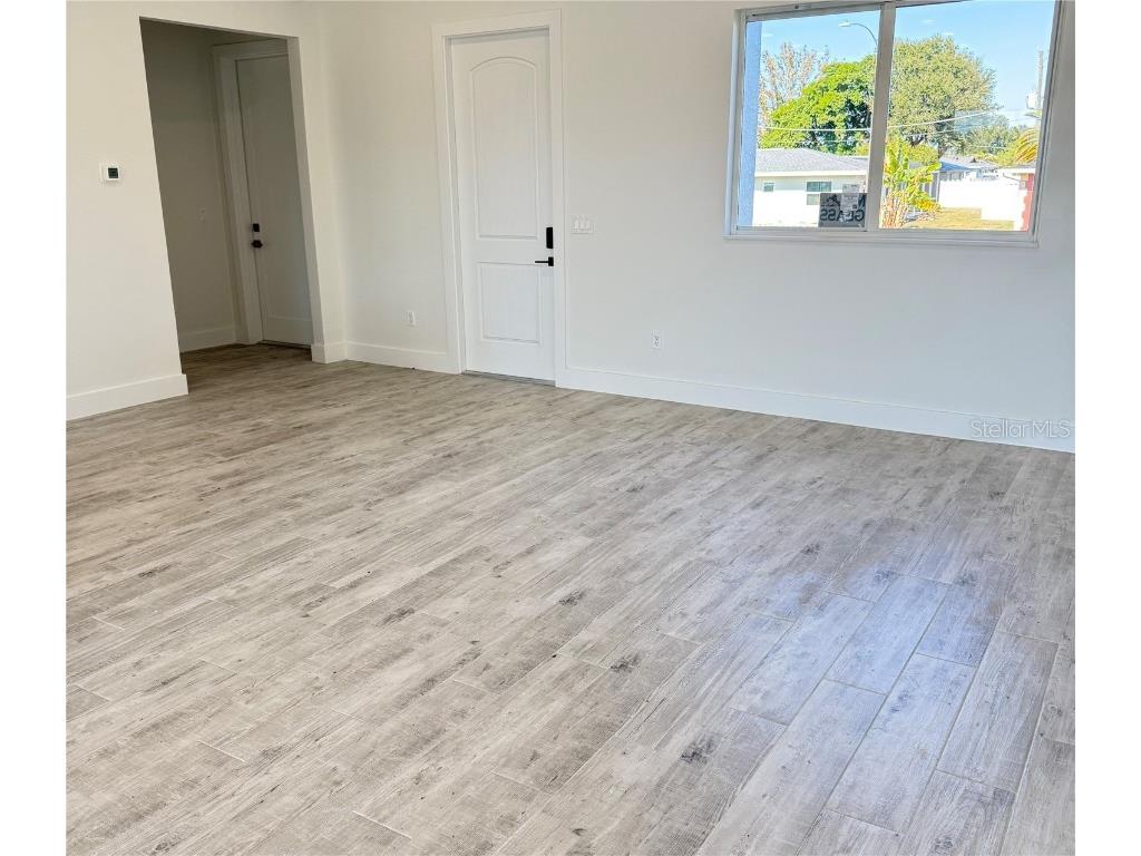 571 Mimosa Avenue NW Port Charlotte FL 33952 A4672465 image5