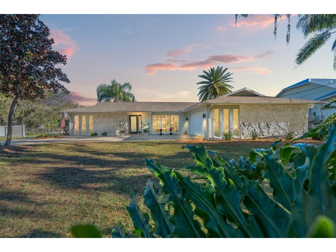 571 NW 14th Place Crystal River FL 34428 - CRYSTAL RIVER OM675190 image1