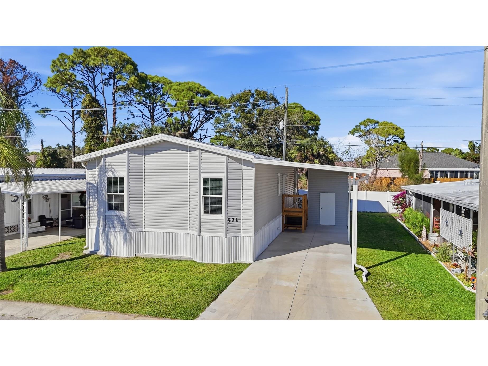 571 Oriental Poppy Drive Venice FL 34293 N6141912 image1