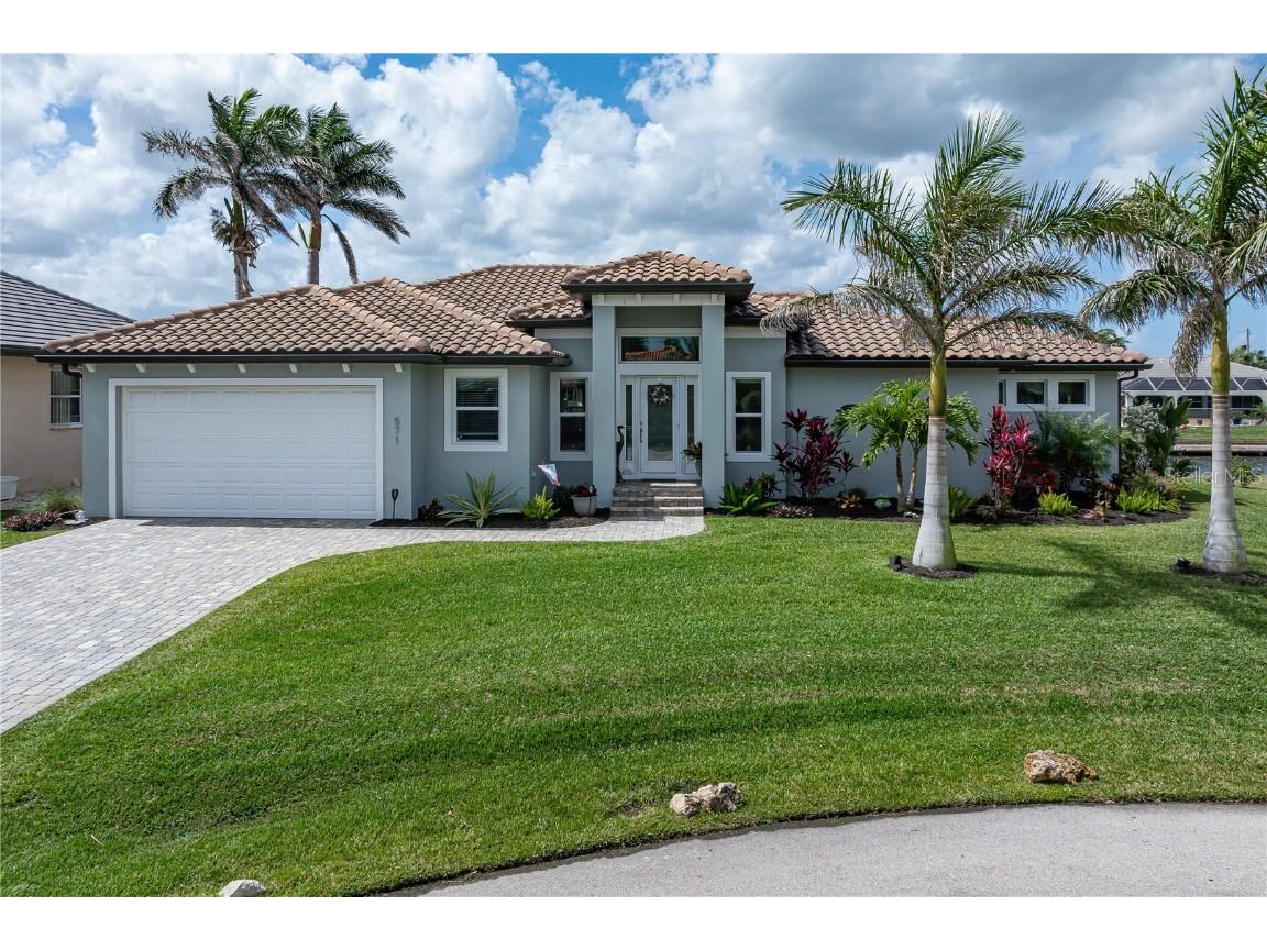 571 Port Bendres Drive Punta Gorda FL 33950 C7515876 image2