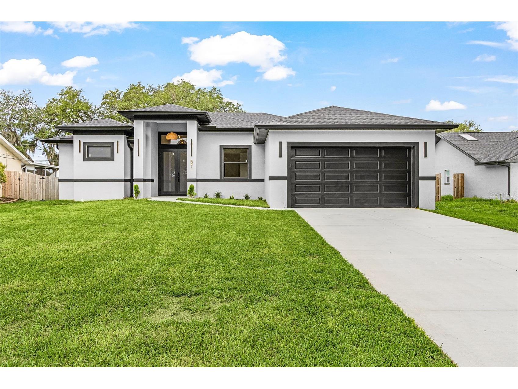 571 Presque Isle Drive Port Charlotte FL 33954 A4695580 image1