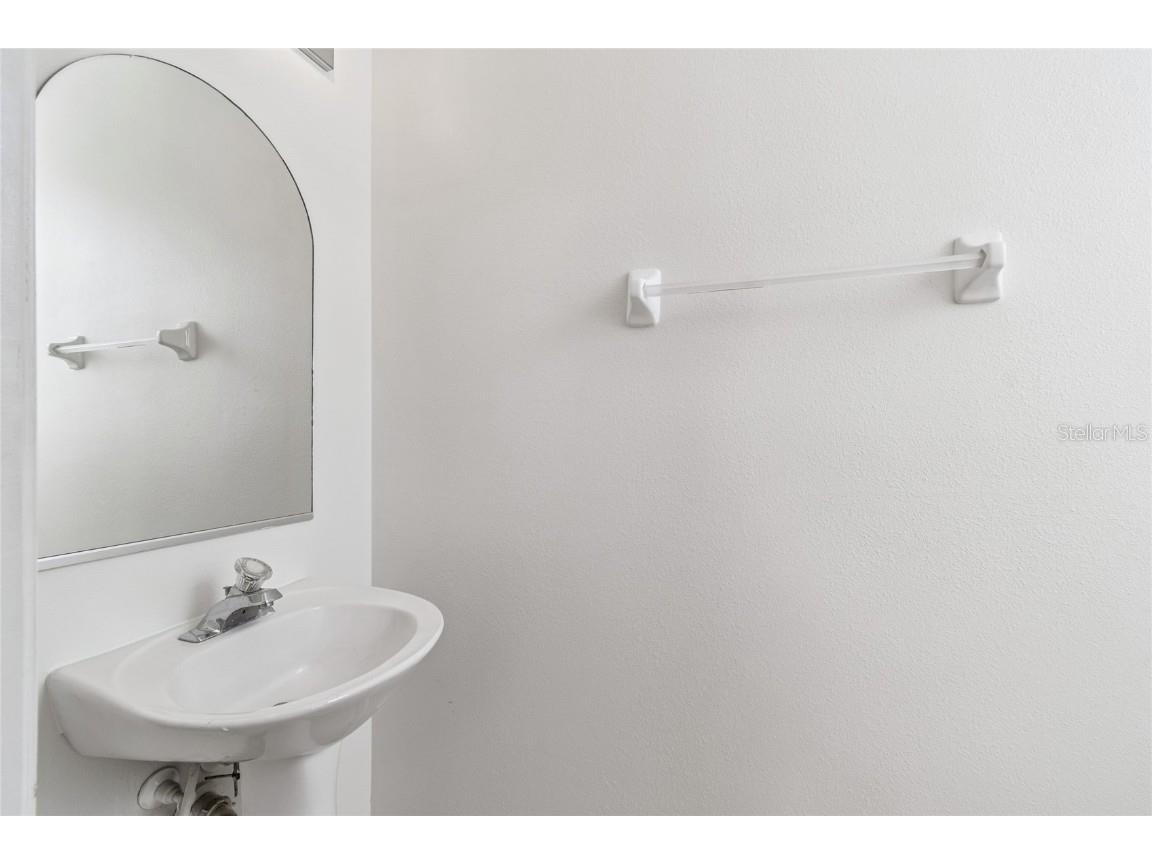 571 Shoreham Court NE Saint Petersburg FL 33716 TB8445984 image15