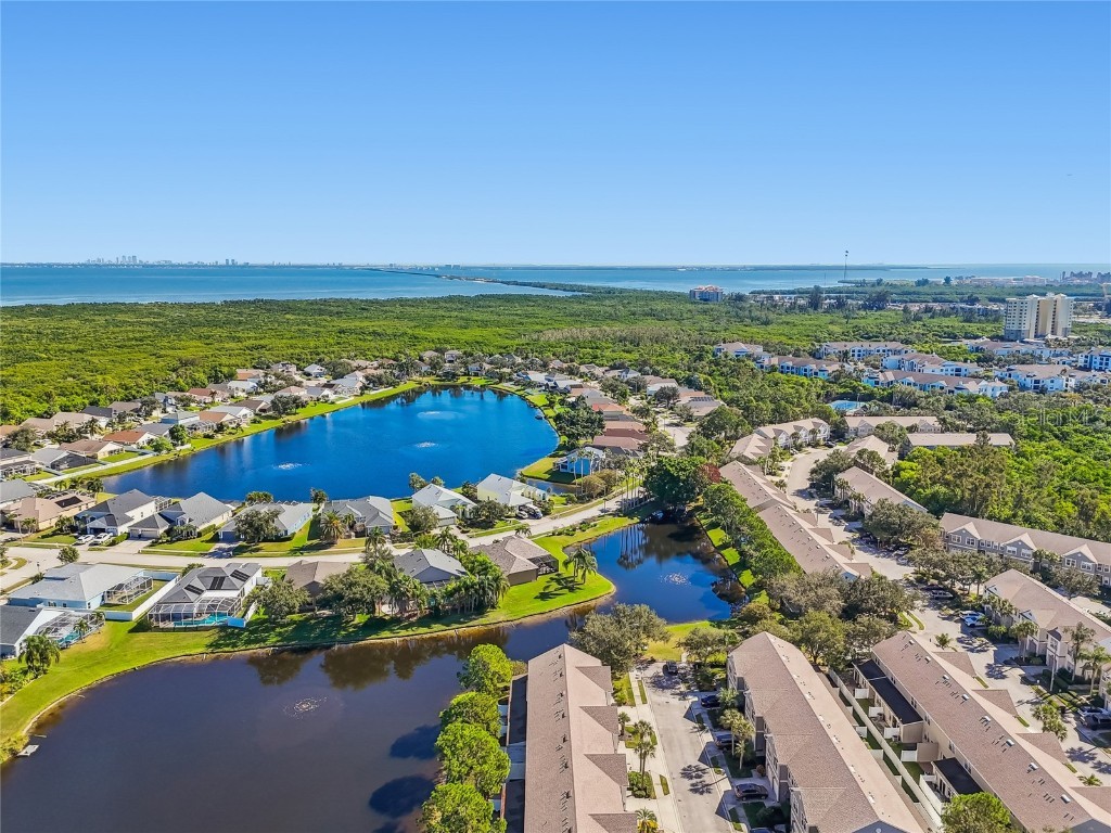 571 Shoreham Court NE Saint Petersburg FL 33716 TB8445984 image2