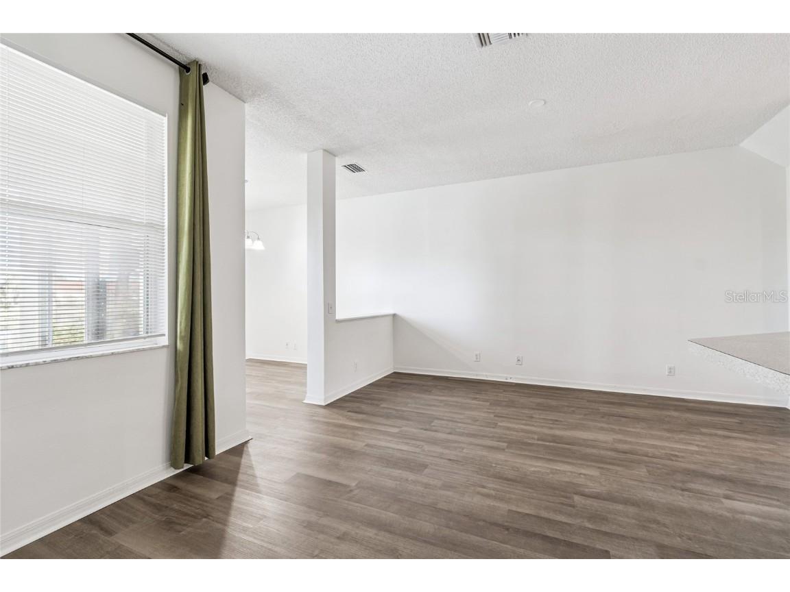 571 Shoreham Court NE Saint Petersburg FL 33716 TB8445984 image23