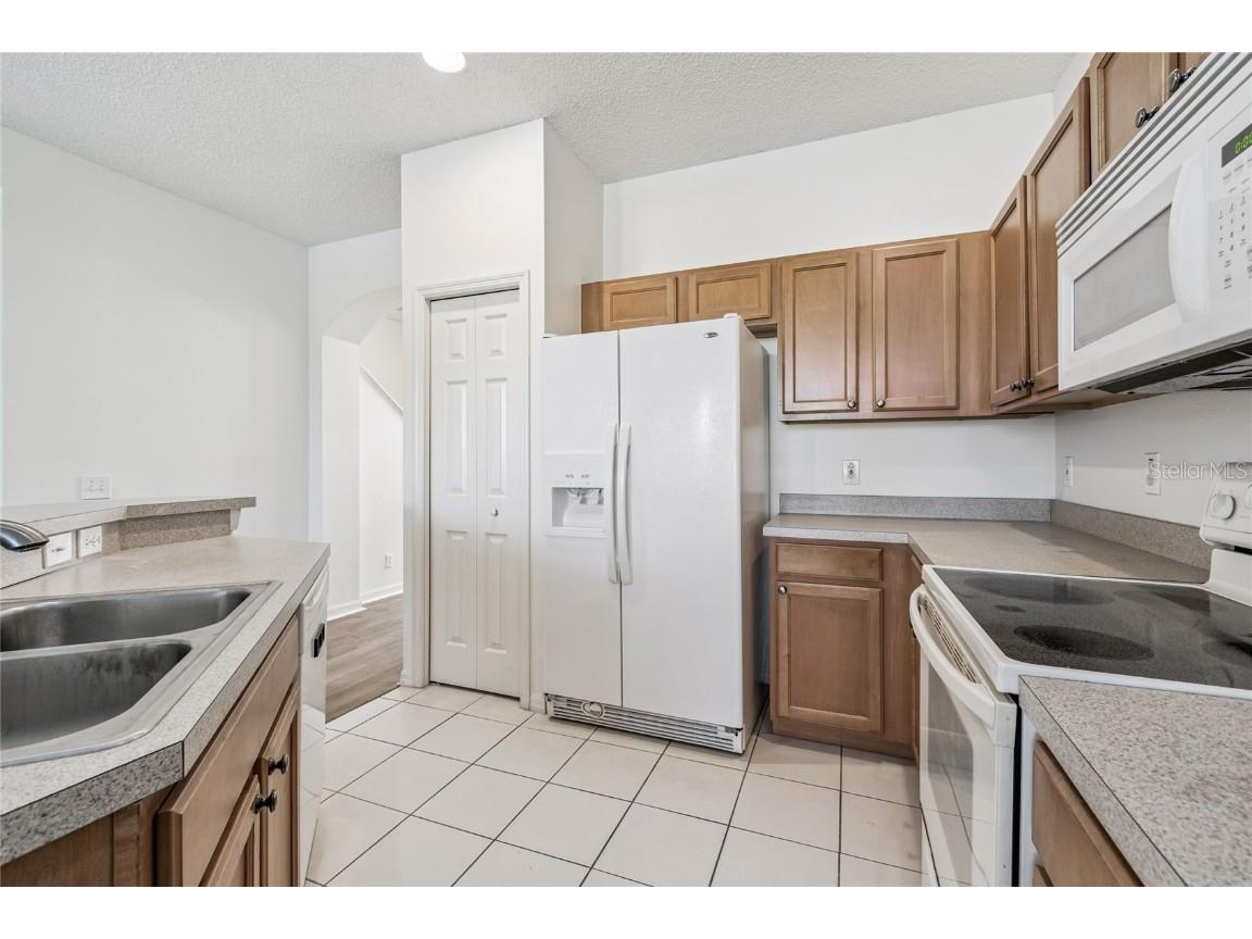 571 Shoreham Court NE Saint Petersburg FL 33716 TB8445984 image29