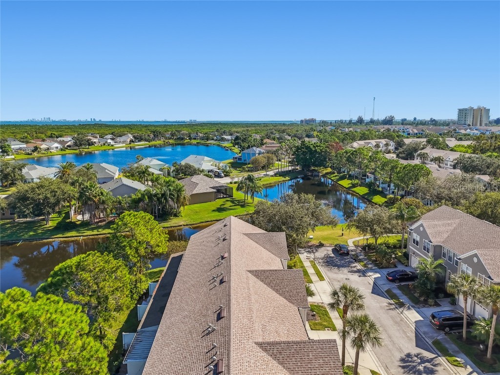 571 Shoreham Court NE Saint Petersburg FL 33716 TB8445984 image4