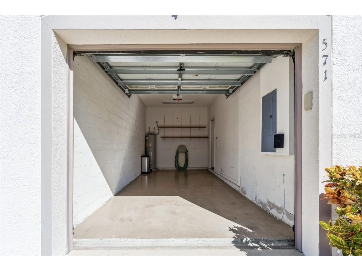 571 Shoreham Court NE Saint Petersburg FL 33716 TB8445984 image60