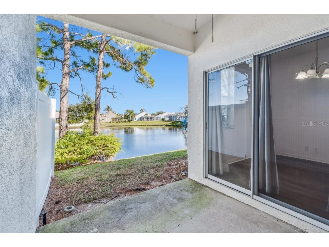 571 Shoreham Court NE Saint Petersburg FL 33716 TB8445984 image61