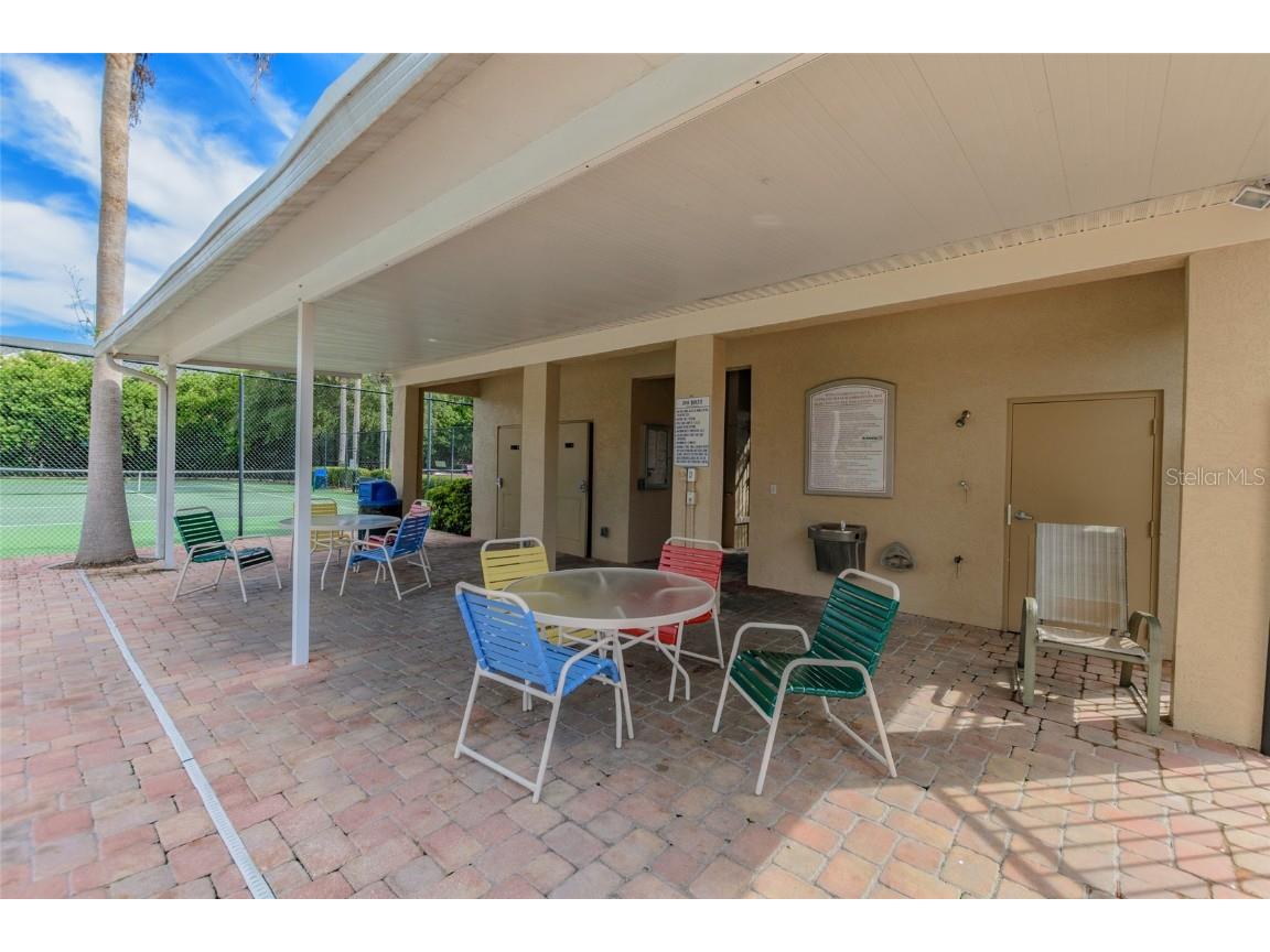 571 Shoreham Court NE Saint Petersburg FL 33716 TB8445984 image83