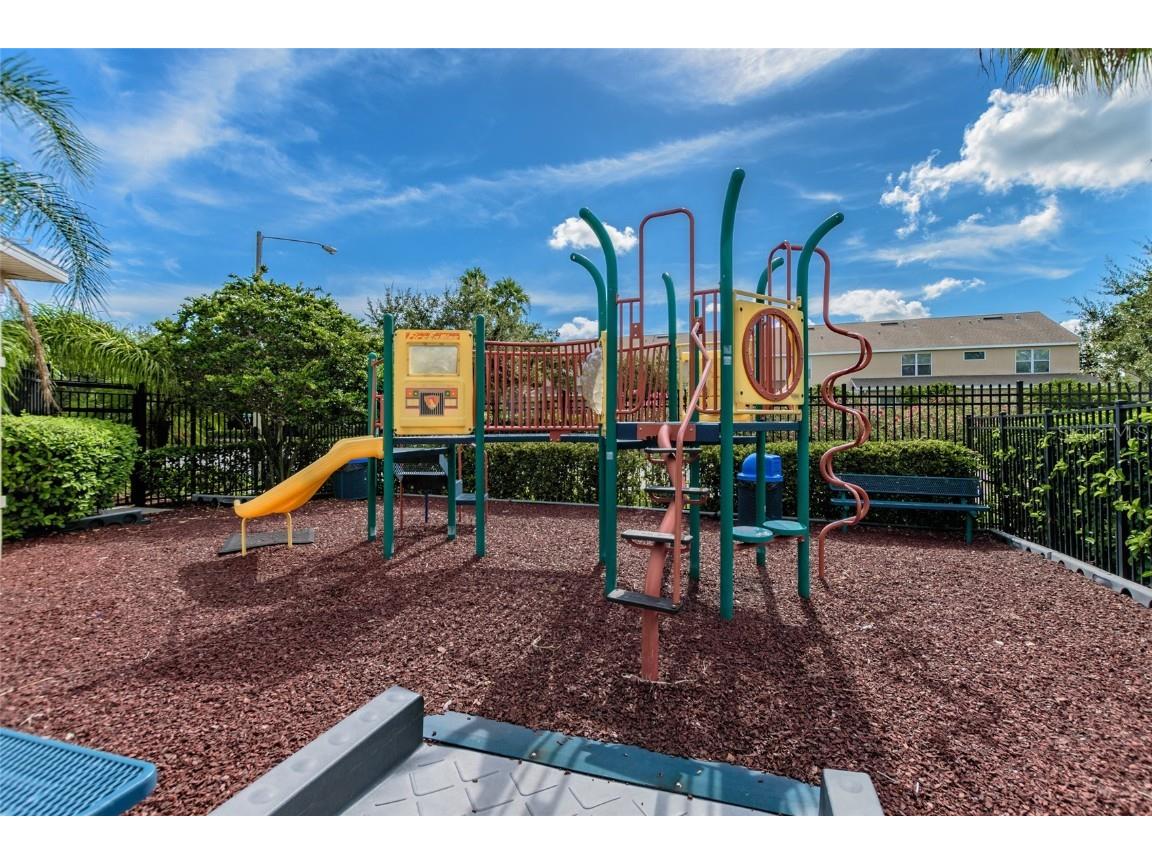 571 Shoreham Court NE Saint Petersburg FL 33716 TB8445984 image84