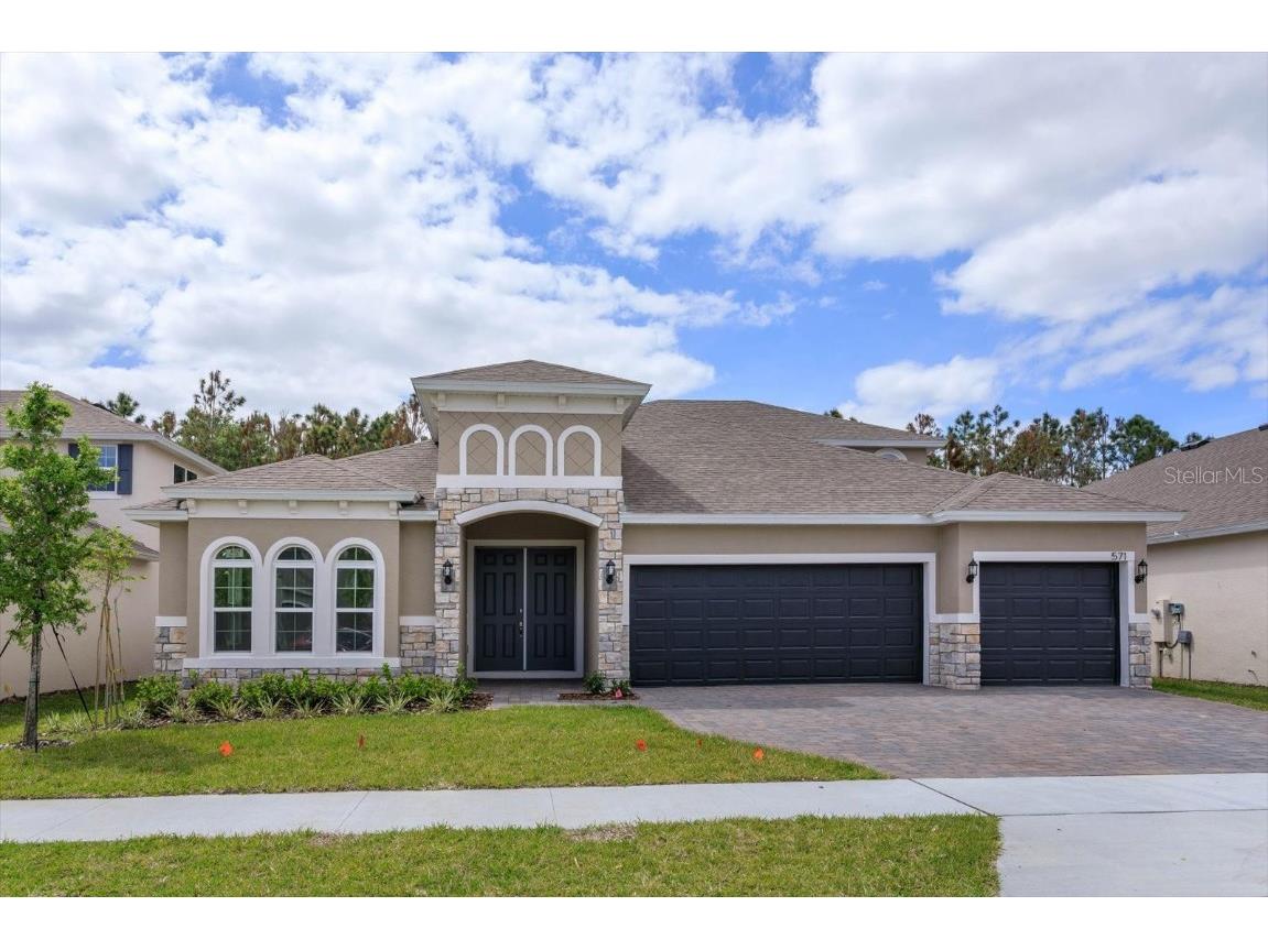 571 Via Bella Court Howey In The Hills FL 34737 G5071158 image1