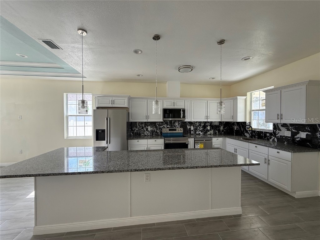 5710 42nd Street N Saint Petersburg FL 33714 TB8364945 image4