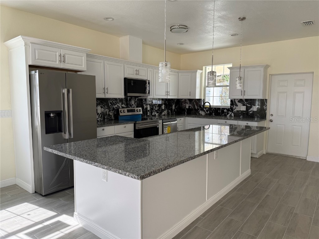 5710 42nd Street N Saint Petersburg FL 33714 TB8364945 image5