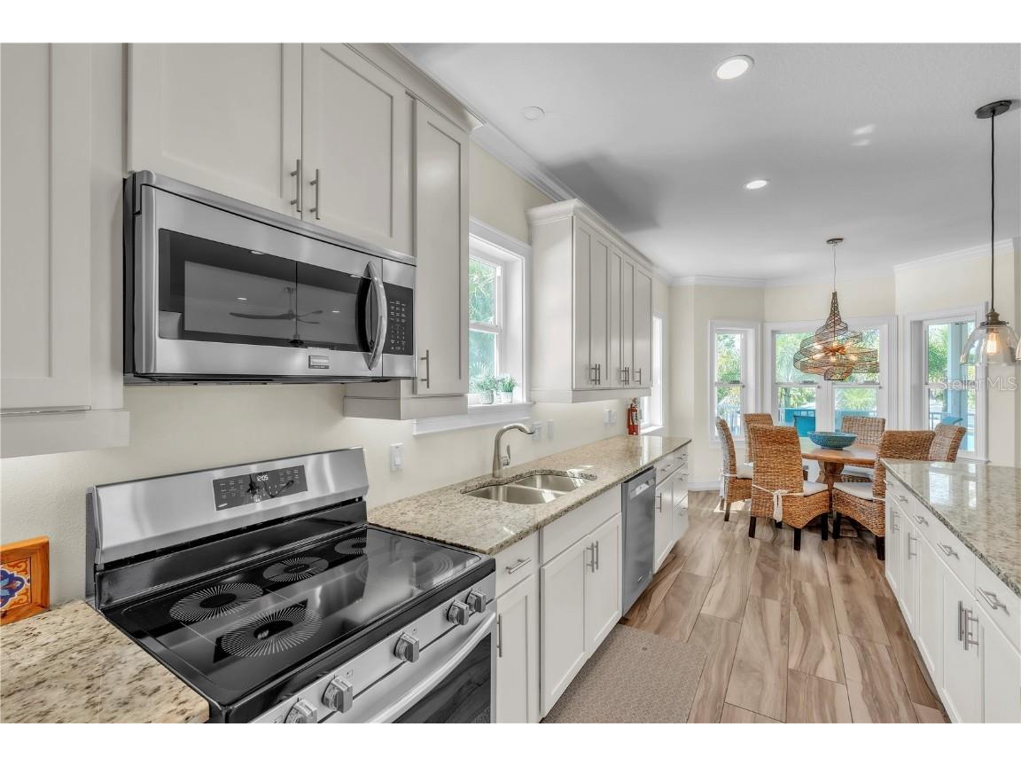 5710 Carissa Street Holmes Beach FL 34217 A4675415 image16