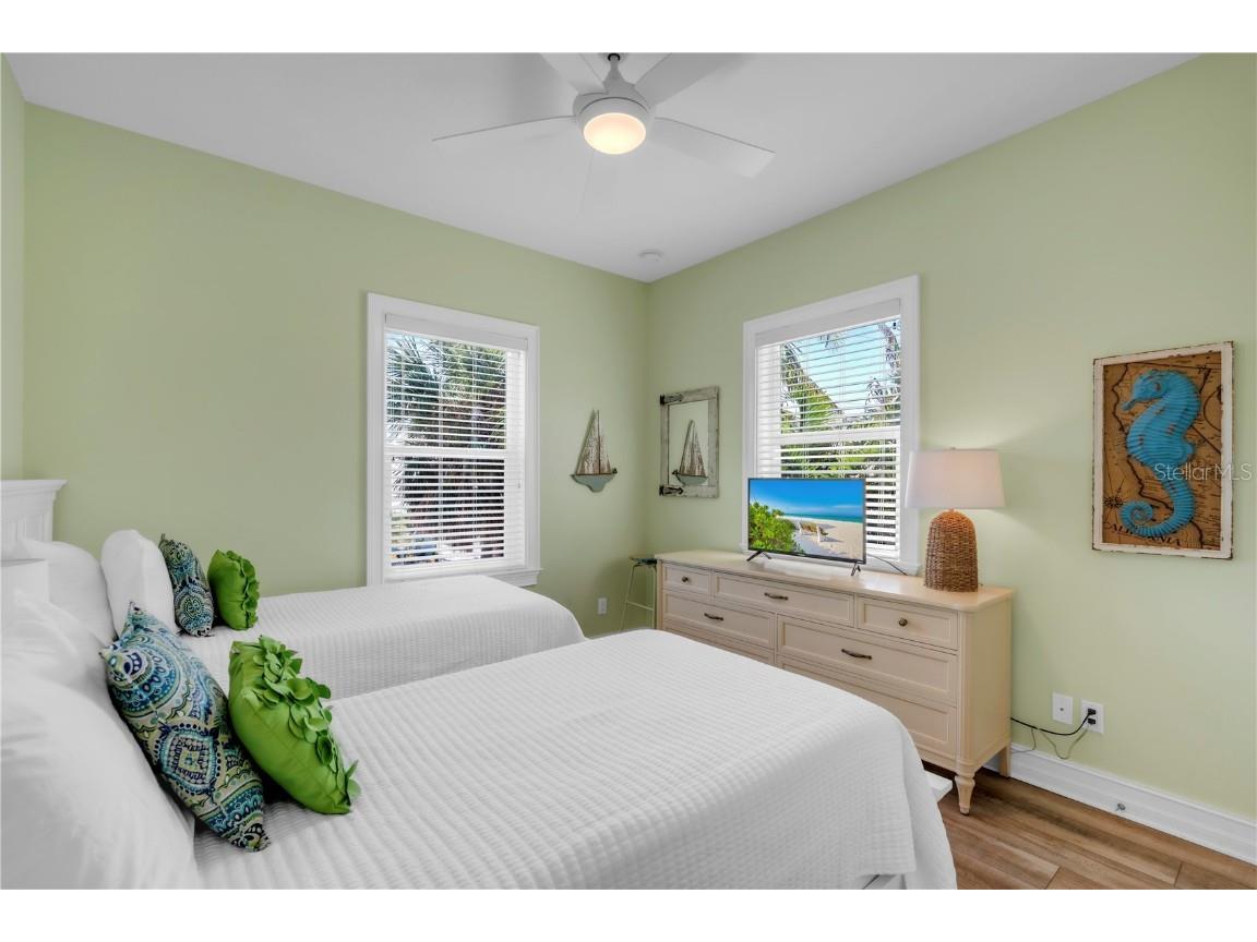 5710 Carissa Street Holmes Beach FL 34217 A4675415 image21