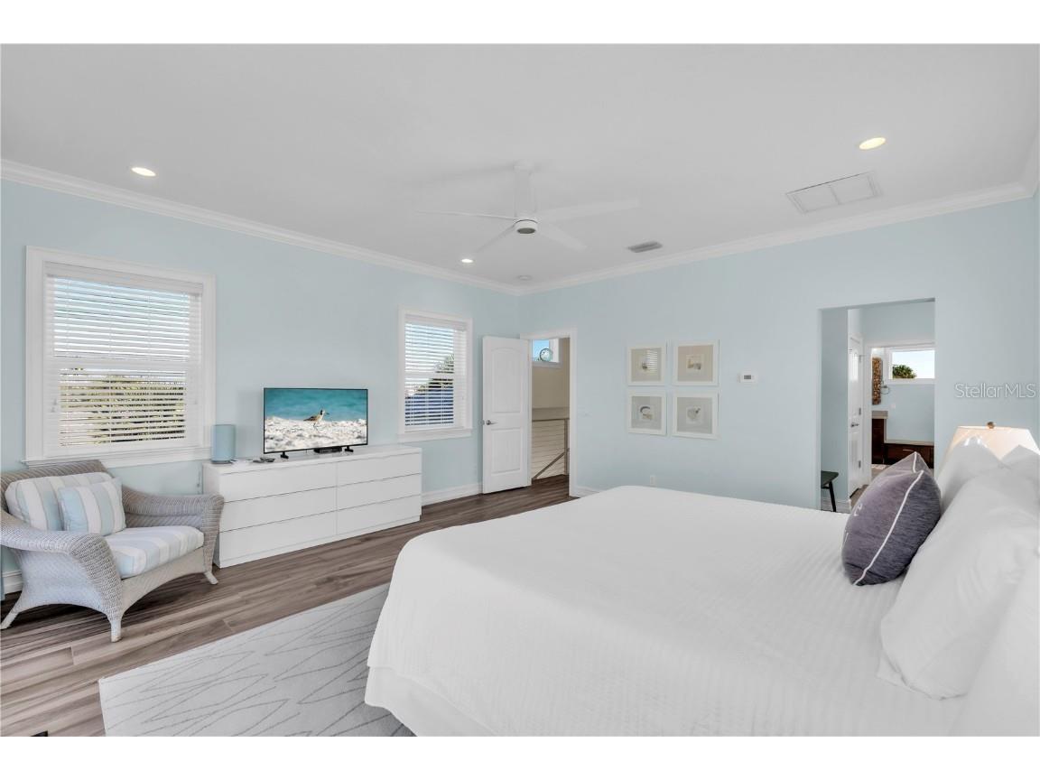 5710 Carissa Street Holmes Beach FL 34217 A4675415 image25