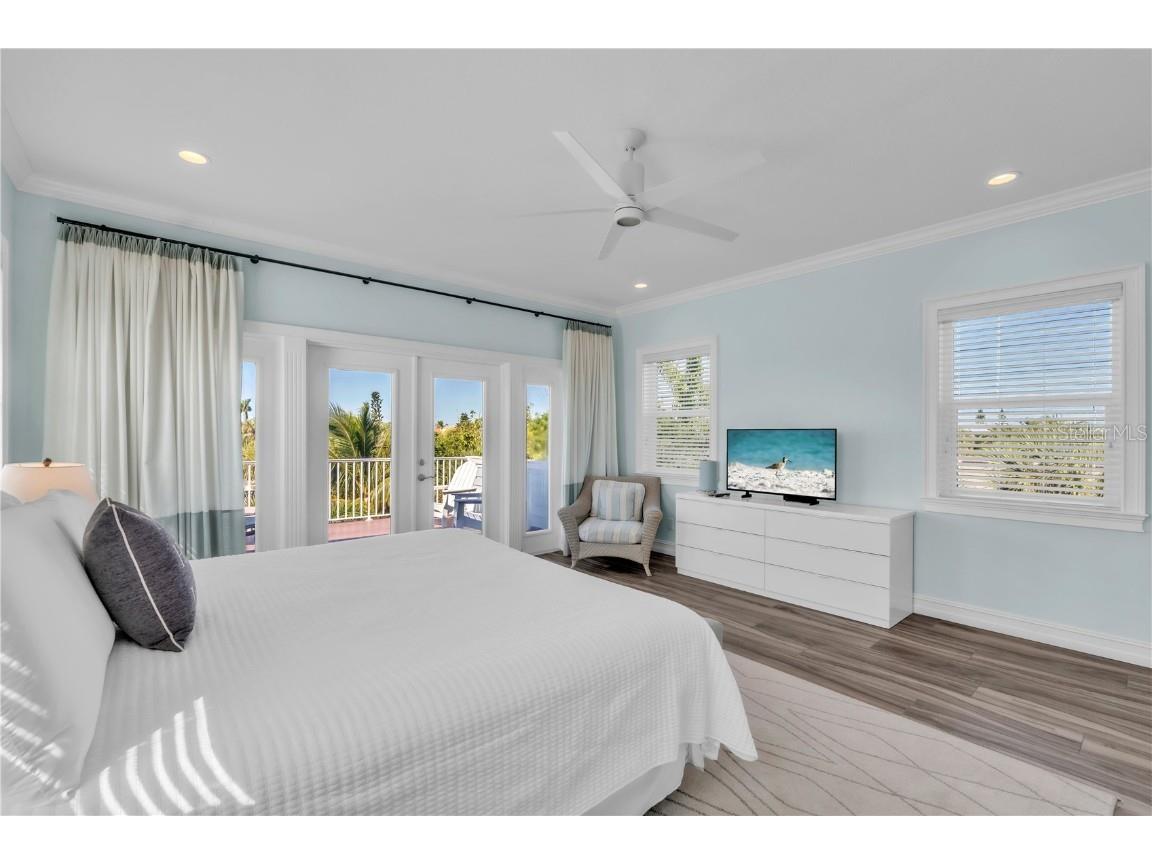 5710 Carissa Street Holmes Beach FL 34217 A4675415 image26