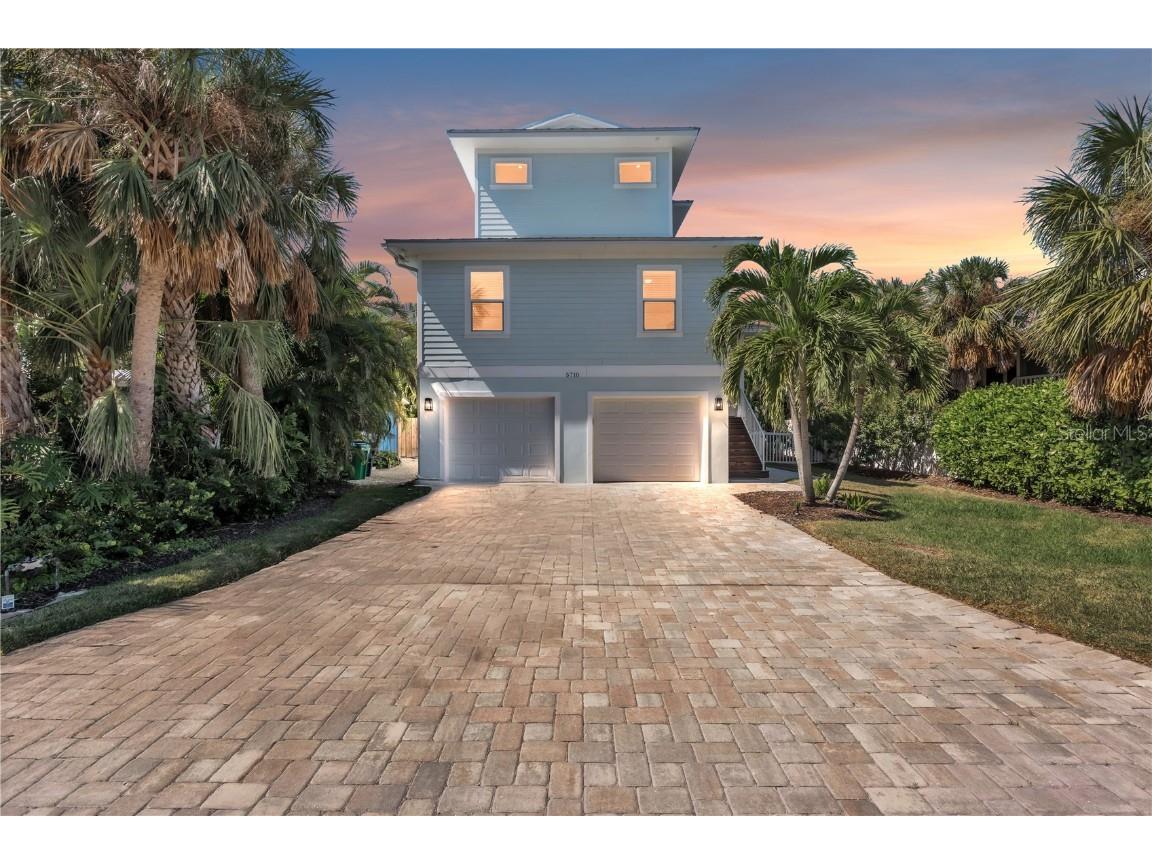 5710 Carissa Street Holmes Beach FL 34217 A4675415 image3