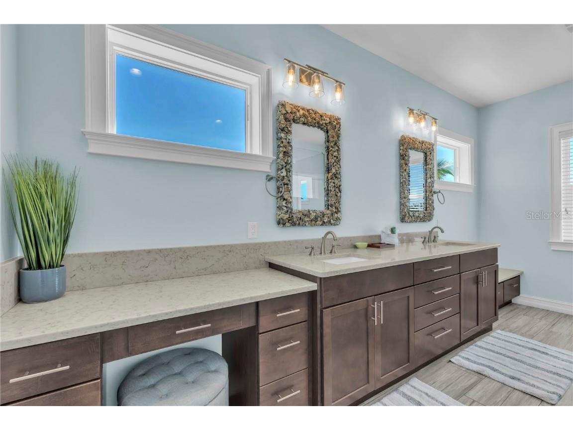 5710 Carissa Street Holmes Beach FL 34217 A4675415 image31