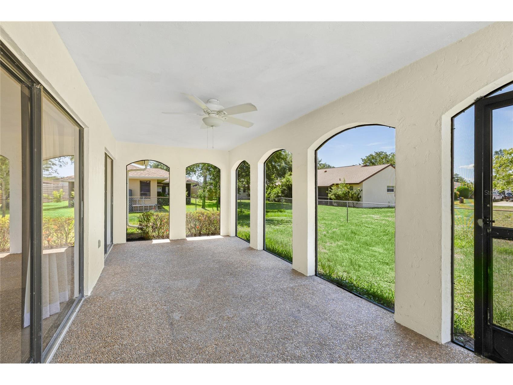 5710 Doral Court Sarasota FL 34238 A4694546 image33