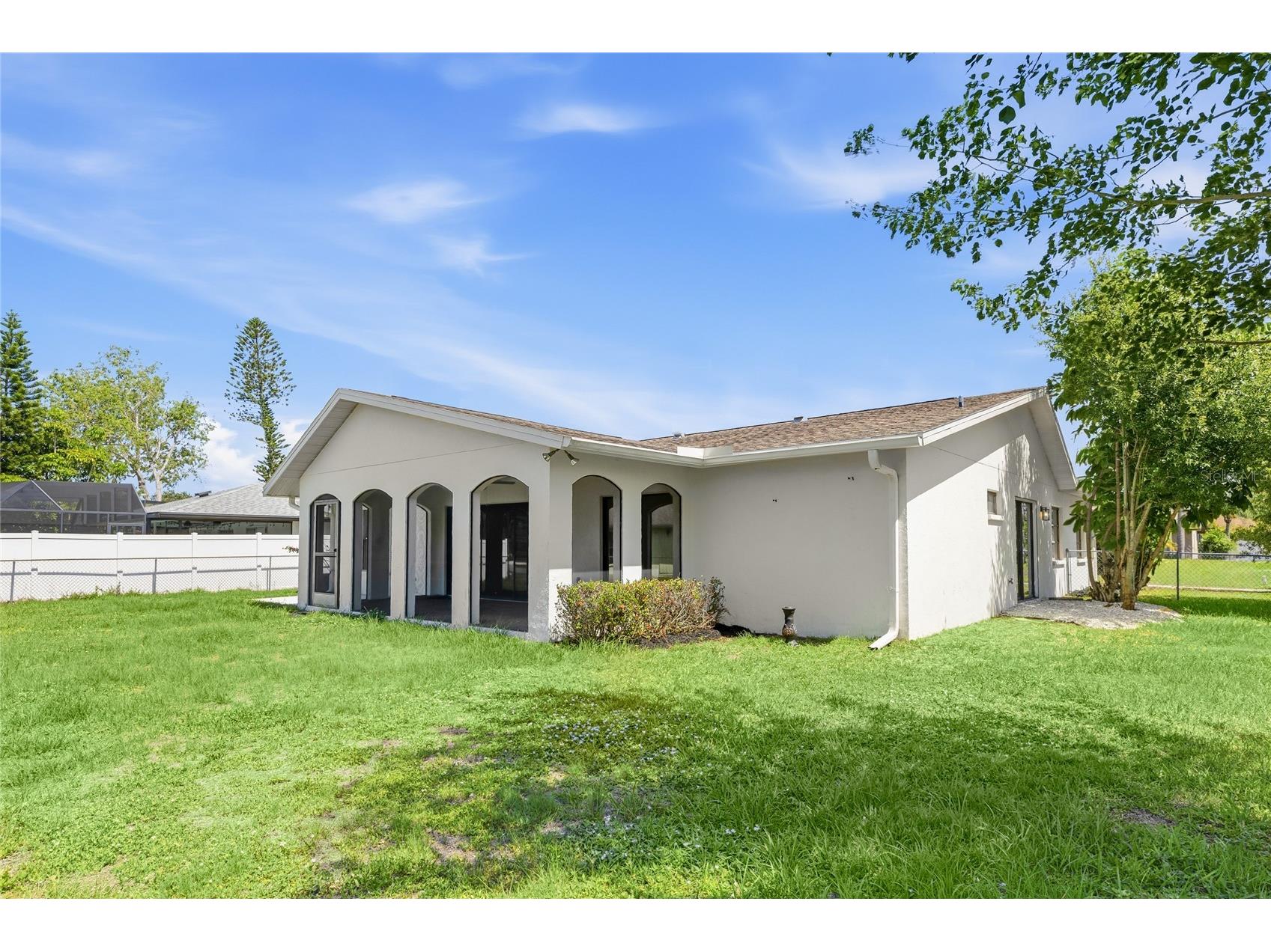 5710 Doral Court Sarasota FL 34238 A4694546 image37
